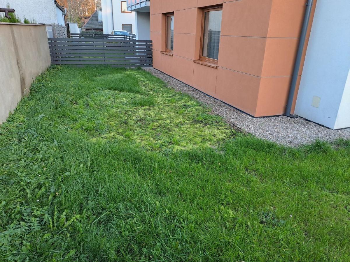 Apartament Z Ogrodem Pila Exterior photo